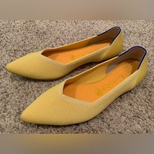 Rothy’s Points - Like New - Size 9 - Yellow